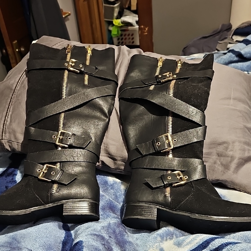 JustFab Black Moto Boots with Gold Zippers